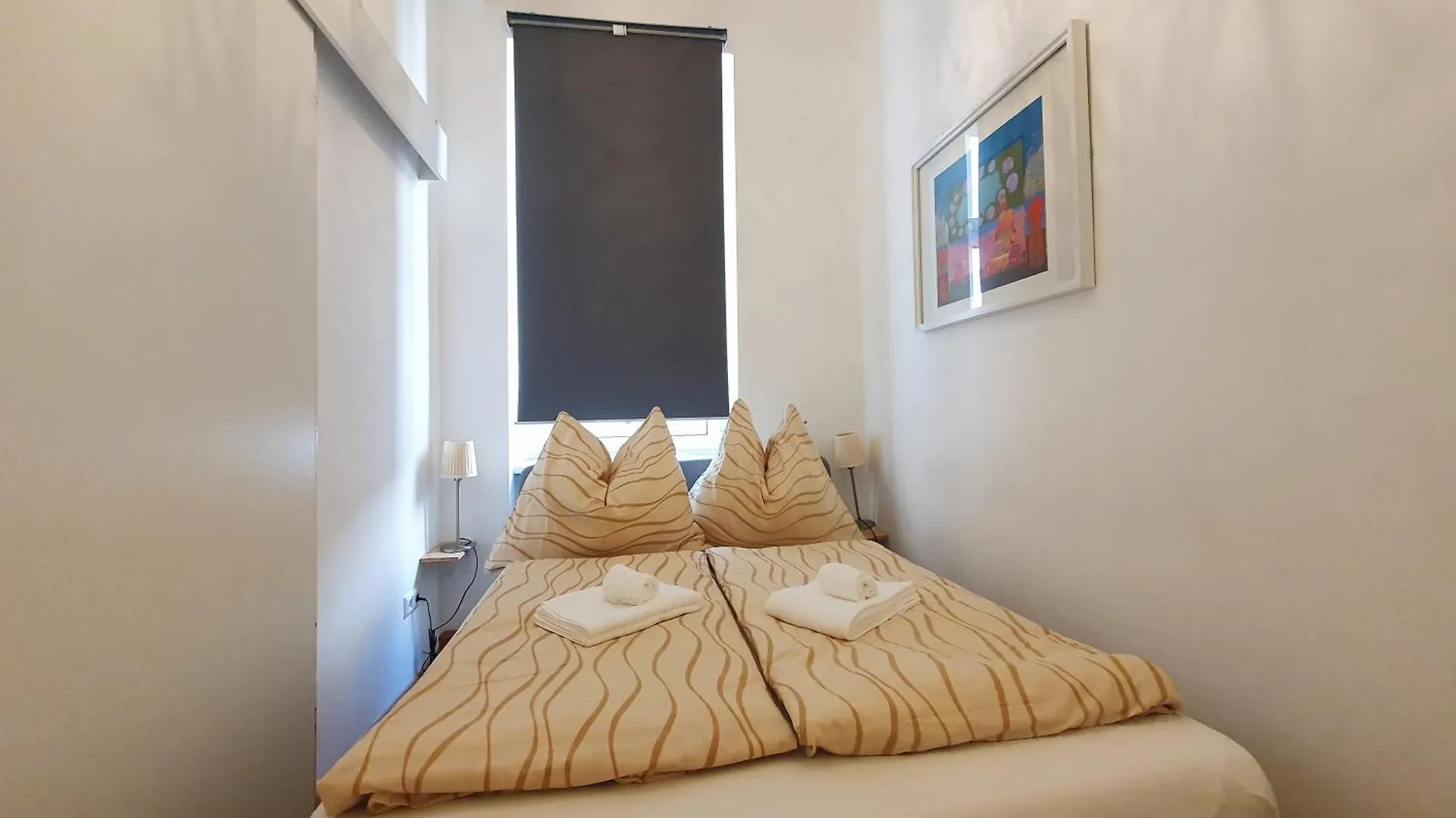 Quiet 2-Room Flat, Walking Distance To City Centre Vienna 0*,  Austria